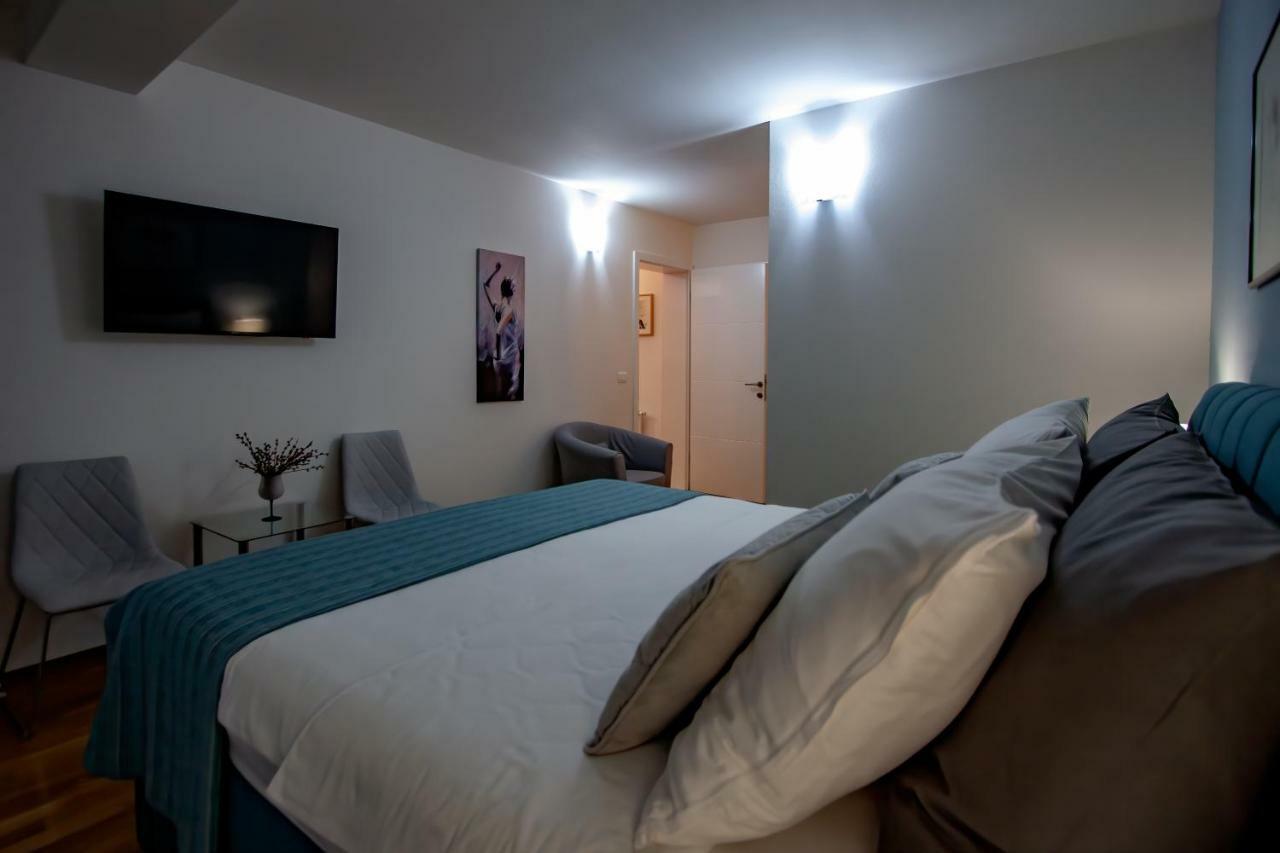 Apartman Nebo Pula Bagian luar foto