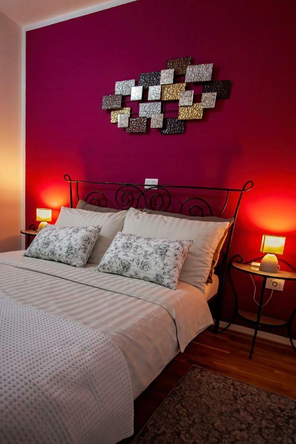Apartman Nebo Pula Bagian luar foto