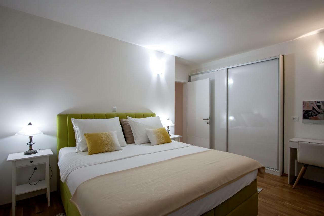 Apartman Nebo Pula Bagian luar foto