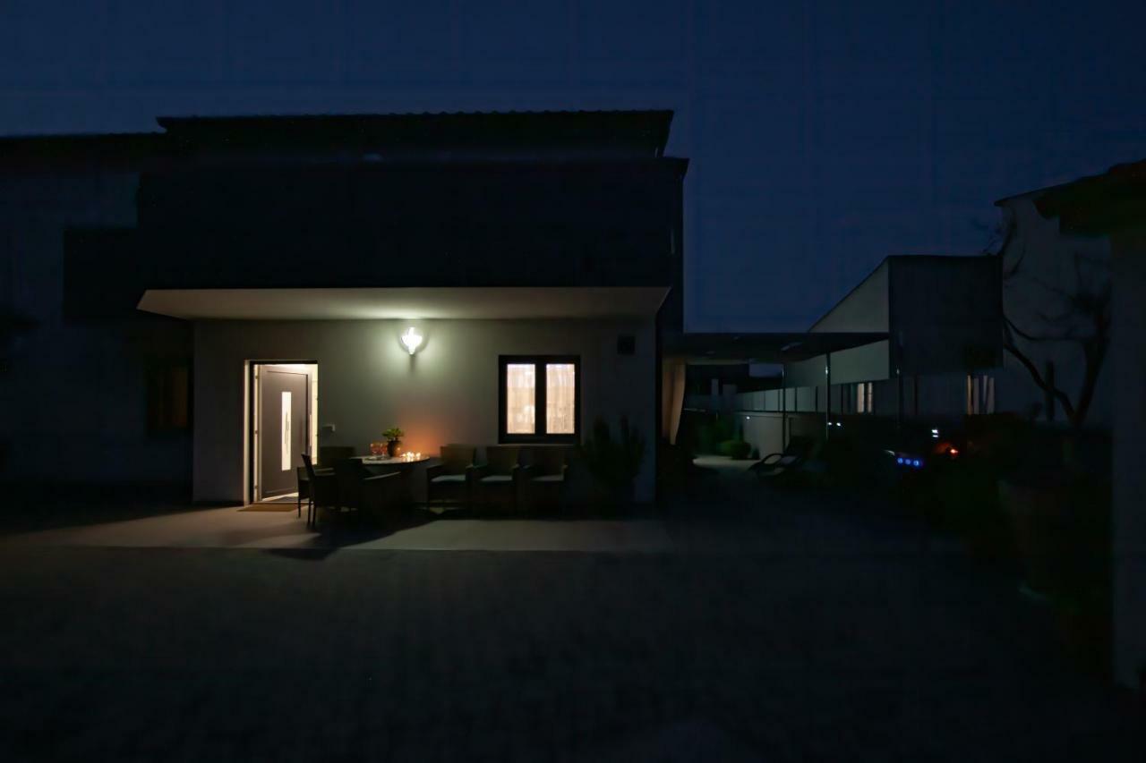 Apartman Nebo Pula Bagian luar foto